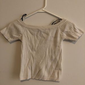 Off the shoulder cropped tee